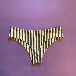 Mikoh bondi 2 bottoms